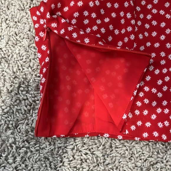 SHEIN red crop top - Picture 6 of 6